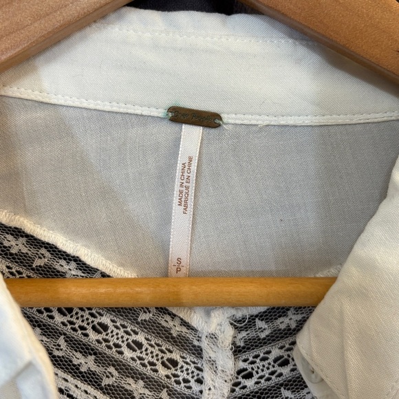 Free People White Asymmetrical Button Down Shirt - Picture 3 of 4